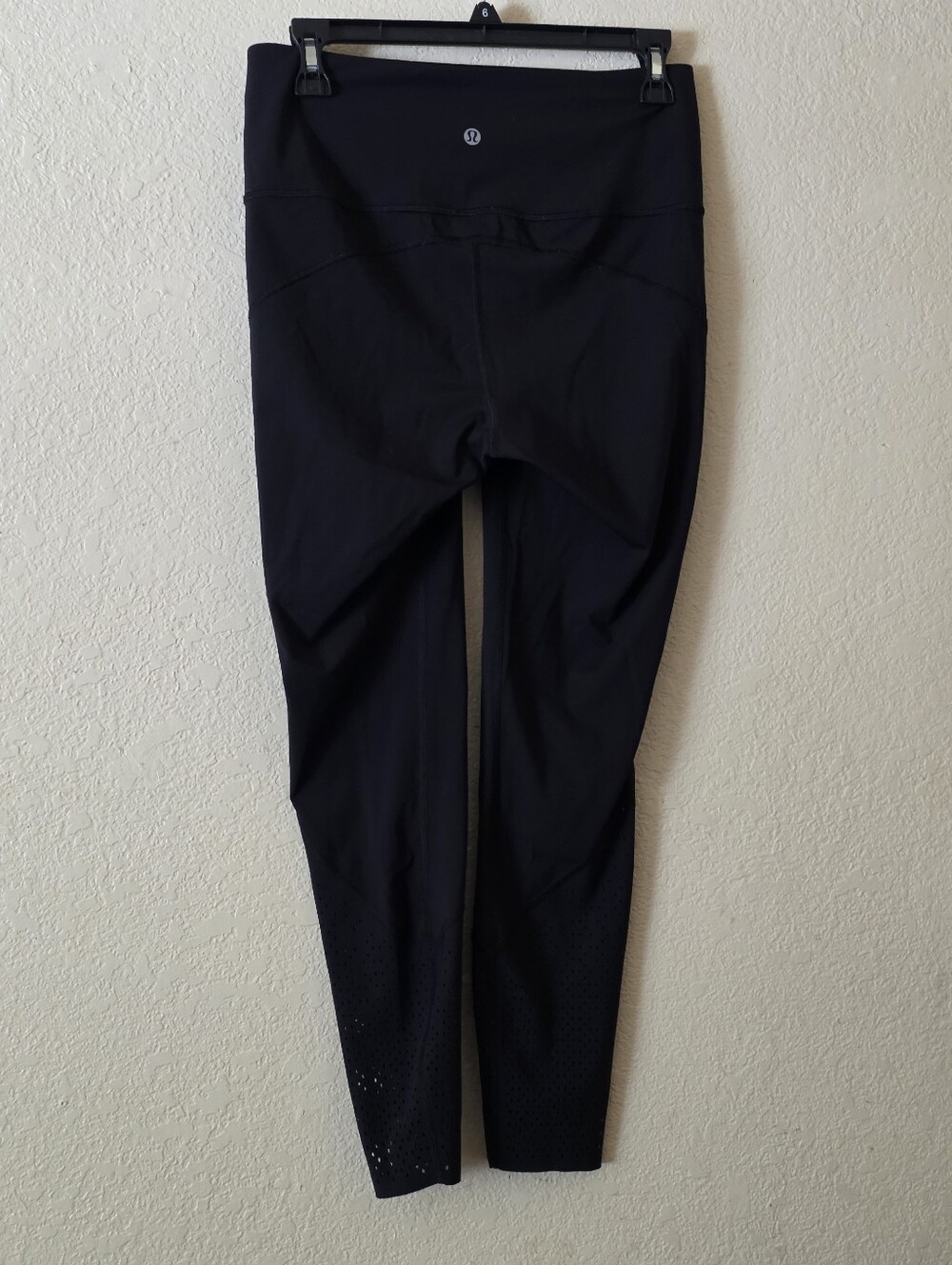 lululemon athletica Black High-Rise Performance Leggings Size 8